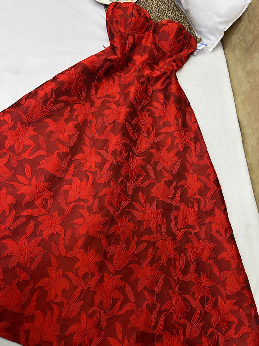 Vestido largo strapless rojo floral MOTF Talla M nuevo