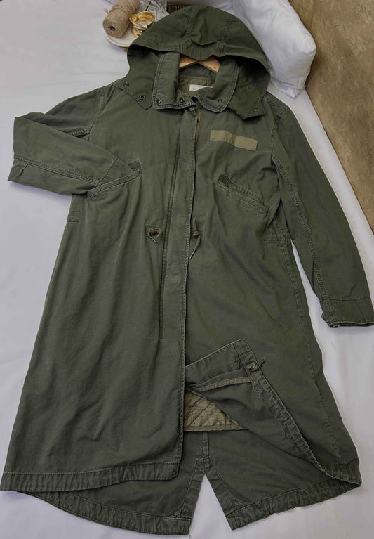 Parka verde oliva L.O.G.G Talla M Usado