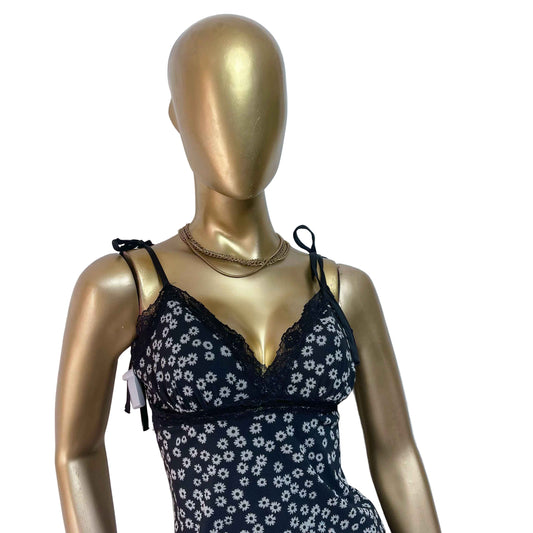 Vestido floral negro marca Forever 21 talla M nuevo