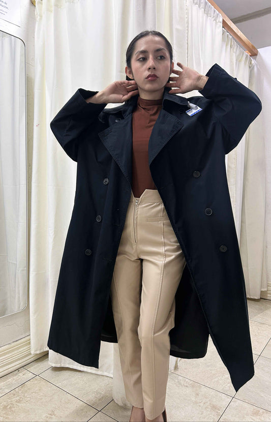 Abrigo largo negro marca LONDON FOG talla 10 usado