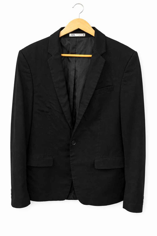 Blazer negro clásico Marca ZARA Talla EUR 50 Usado