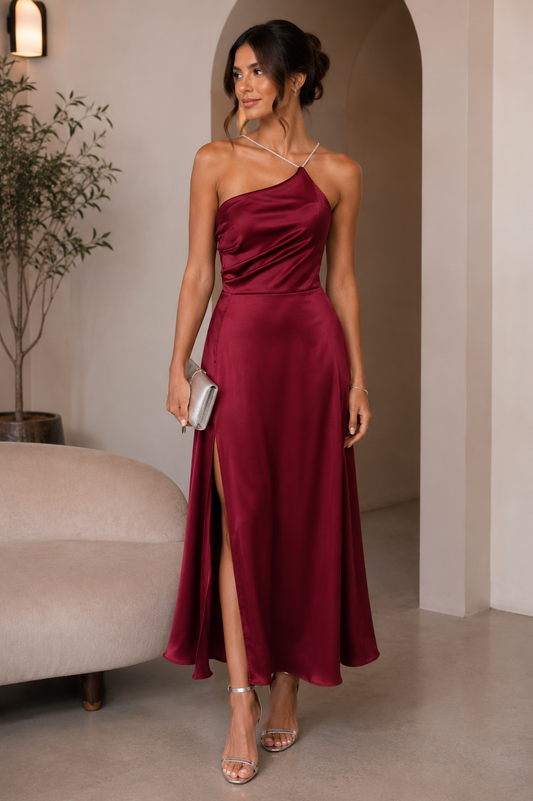 Vestido vino satinado asimétrico talla M usado