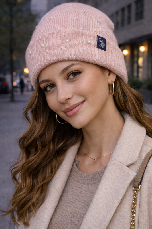 Gorro tejido rosa con perlas POLO ASSN usado
