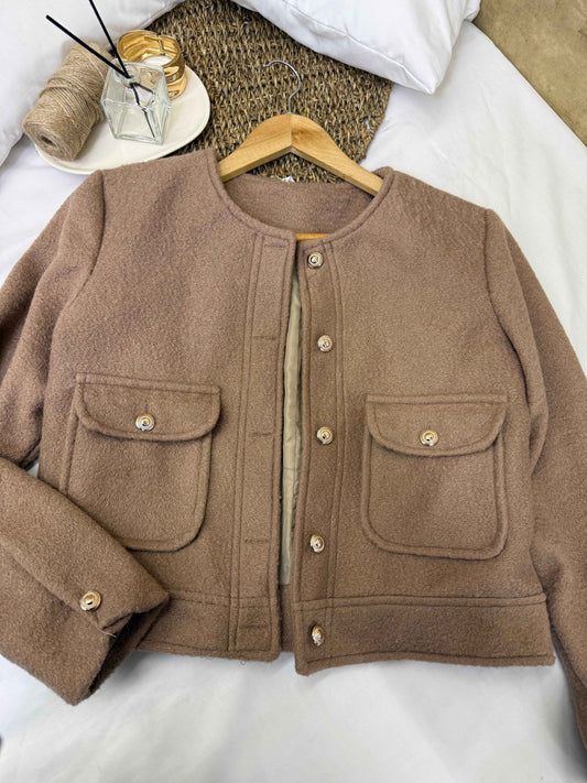 Chaqueta abrigada café Talla S Usado