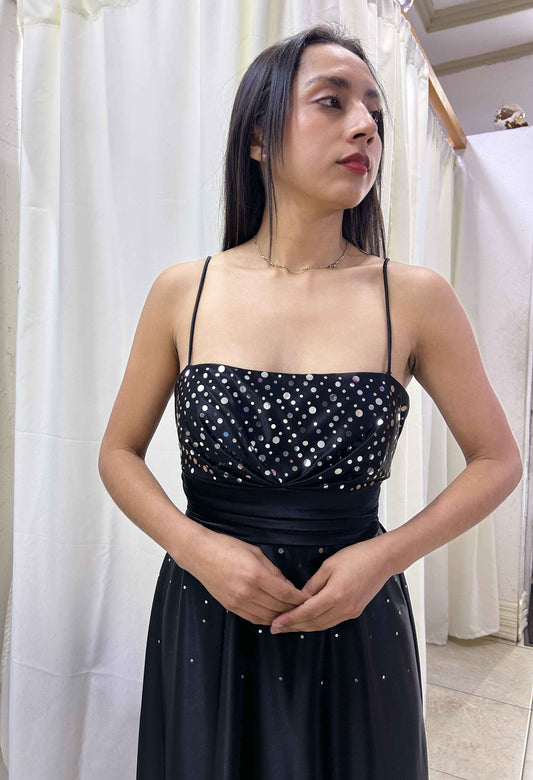 Vestido largo negro con pedrería Jump Apparel  talla 11/12 usado