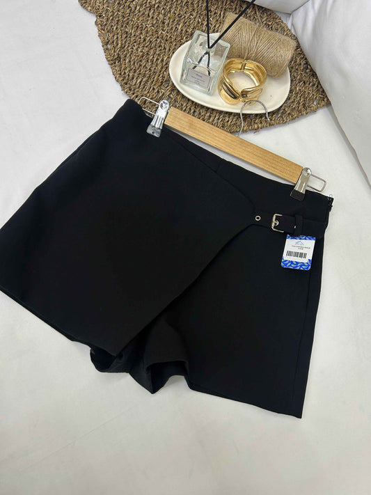 Short negro sastre ZARA  Talla S usado