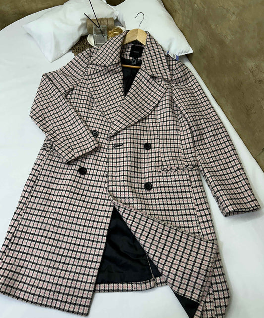 Abrigo largo a cuadros rosado Forever 21 Talla M usado