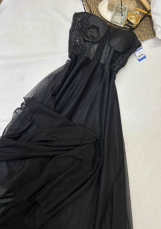 Vestido largo negro de tul y encaje Talla S usado