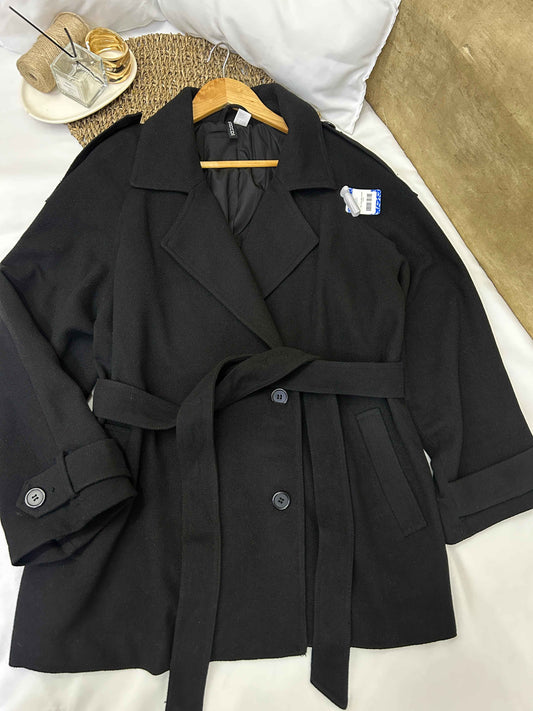 Abrigo con cinturón DIVIDED H&M Talla L usado