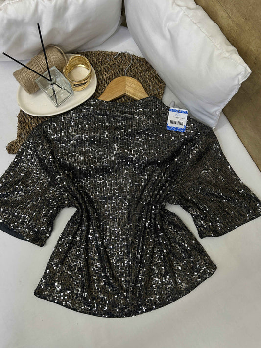 Blusa de lentejuelas plateadas H&M Talla XS nueva