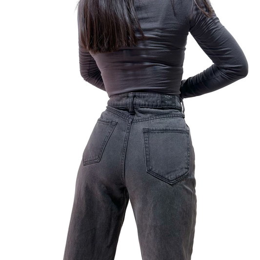Jean KOAJ 90s Fit High Rise Gris Talla 8 Mujer Usado