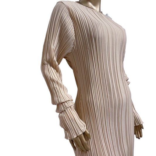 Vestido Beige Plisado con Escote Posterior Boohoo EUR 44 Usado