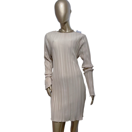 Vestido Beige Plisado con Escote Posterior Boohoo EUR 44 Usado