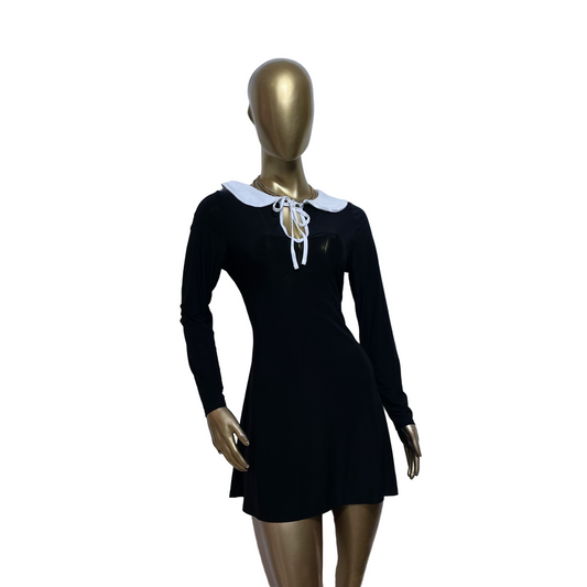 Vestido negro con cuello blanco marca Miss Selfridge talla M nuevo