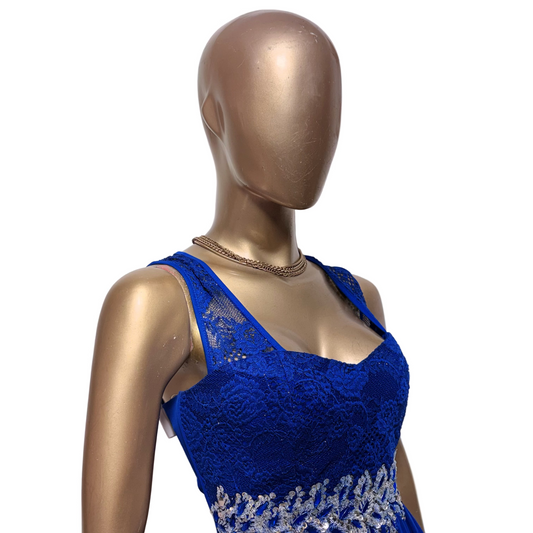 Vestido Maxi Azul Eléctrico con Corset y Bordados ELLAS Talla L Usado