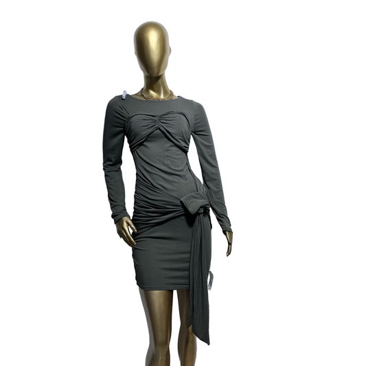 Vestido gris oscuro marca ASOS DESIGN talla M nuevo