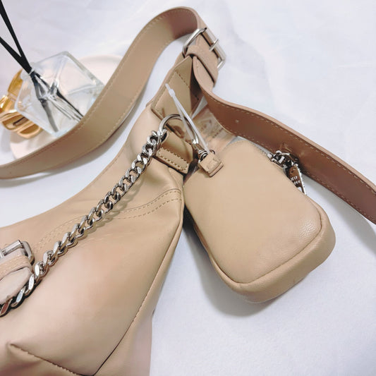 Cartera beige marca Steve Madden nueva con etiqueta