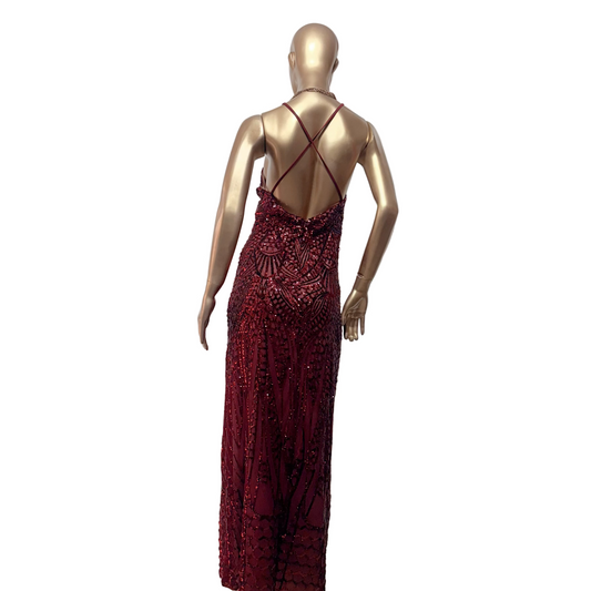 Vestido largo con pedrería vino Night Way Talla 10 usado