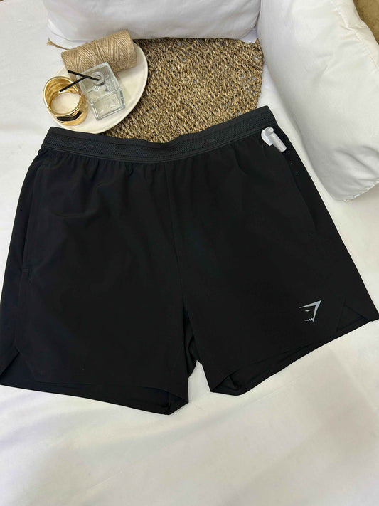 Short deportivo negro Marca Gymshark Talla XL Usado