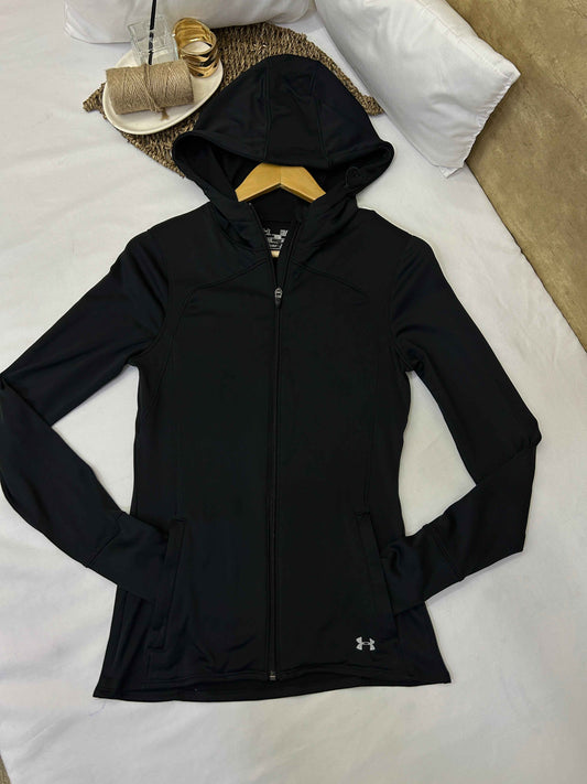 Chaqueta deportiva negra Marca Under Armour Talla S Usado