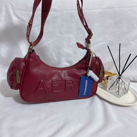 Cartera vinotinto Aeropostale Nueva con etiqueta