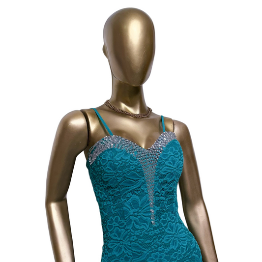 Vestido largo turquesa usado