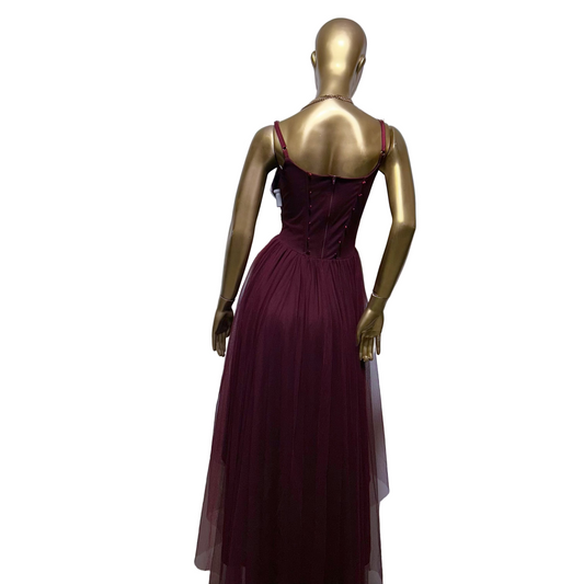 Vestido corto asimétrico sin marca sin talla usado