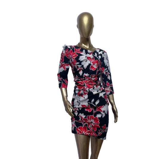 Vestido floral marca White House Black Market talla 6 usado