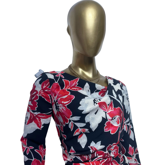 Vestido floral marca White House Black Market talla 6 usado