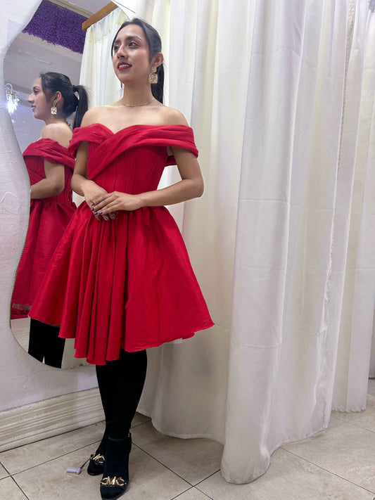 Vestido rojo off shoulder marca SHEIN talla S usado