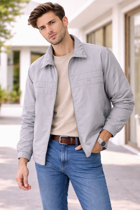Chaqueta gris ligera Marca TOMMY JEANS Talla XXL Usado
